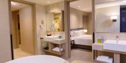 Guest bathroom at Modena By Fraser Buriram.