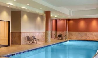 Indoor pool at Sonesta Select Atlanta Cumberland Galleria.
