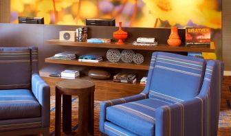 Lobby and lounge at Sonesta Select Detroit Auburn Hills.