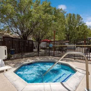 Hot tub at Sonesta ES Suites Reno.