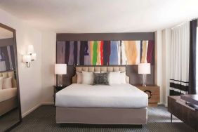 King day use room at The Fifty Sonesta Select New York.