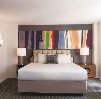 King day use room at The Fifty Sonesta Select New York.