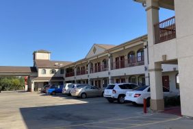 Parking space at Palace Inn Westheimer.
