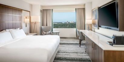 King room with natural light at Signia By Hilton Orlando Bonnet Creek.