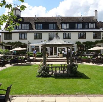 Stunning outdoor terrace and garden at DoubleTree By Hilton Oxford Belfry.