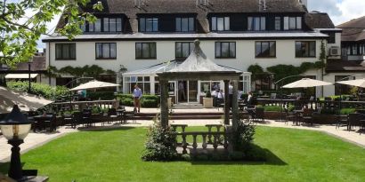 Stunning outdoor terrace and garden at DoubleTree By Hilton Oxford Belfry.