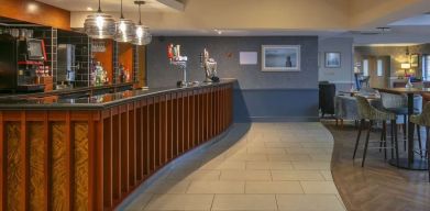 Bar and lounge at DoubleTree By Hilton Oxford Belfry.