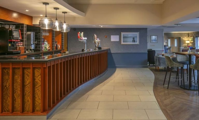 Bar and lounge at DoubleTree By Hilton Oxford Belfry.