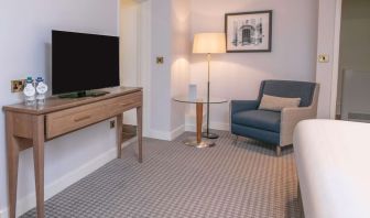 King room with TV at DoubleTree By Hilton Oxford Belfry.