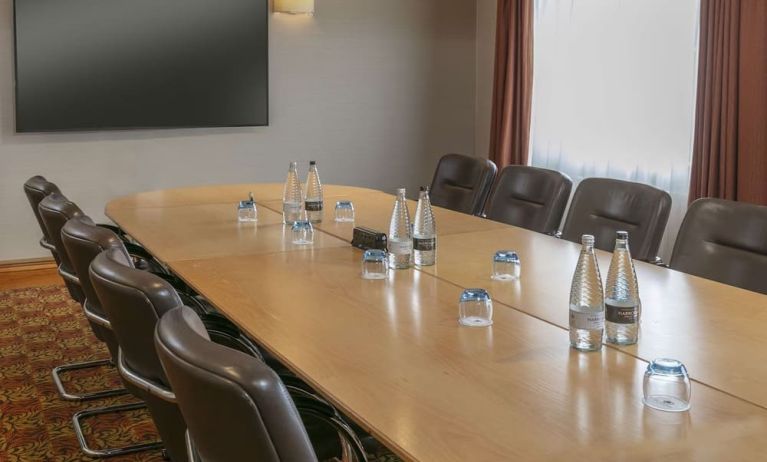 Meeting room at DoubleTree By Hilton Oxford Belfry.