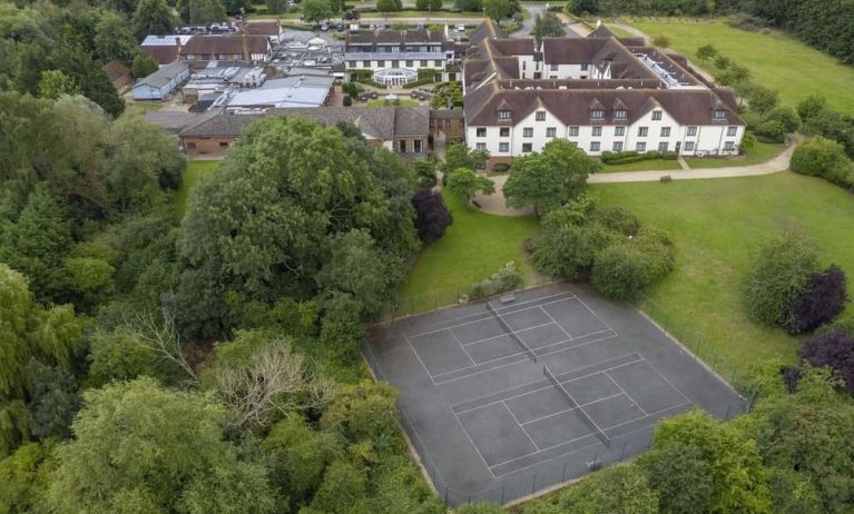 Tennis court at DoubleTree By Hilton Oxford Belfry.