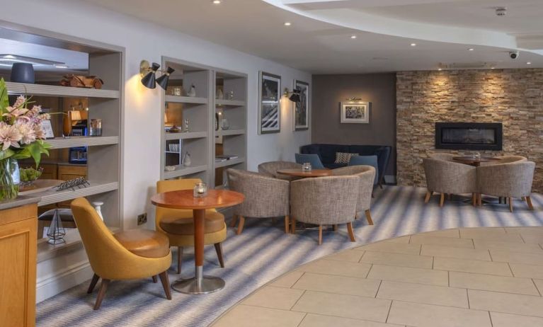 Lobby and lounge at DoubleTree By Hilton Oxford Belfry.