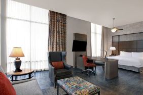 Day use room with natural light at Hampton Inn & Suites Austin @ The UniversityCapitol.