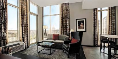 Spacious king room with natural light at Hampton Inn & Suites Austin @ The UniversityCapitol.