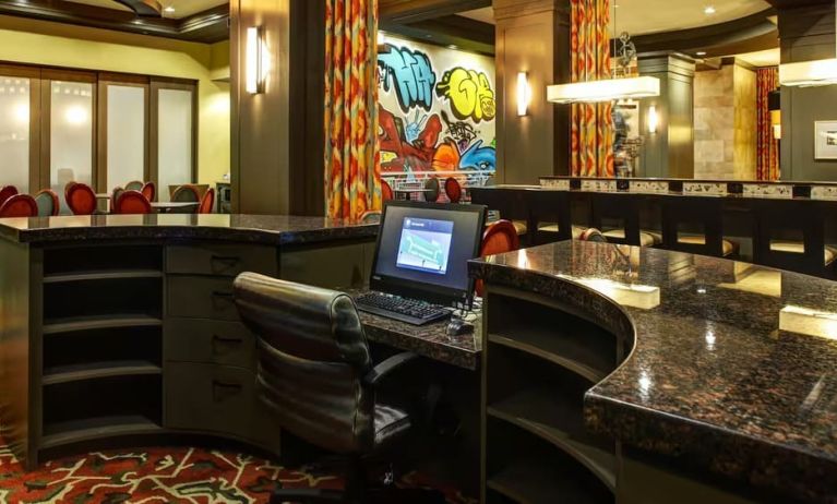 Business center at Hampton Inn & Suites Austin @ The UniversityCapitol.