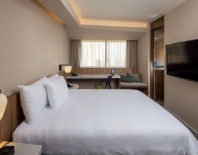 Day use room with natural light at Hilton Garden Inn Lima Miraflores.