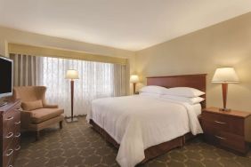 Day use room with natural light at Embassy Suites By Hilton Denver Tech Center.