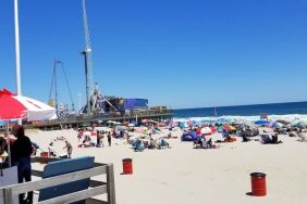 Beach nearby at Bay Breeze Motel.