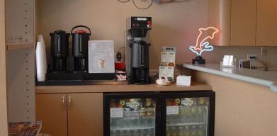 Snack bar available in the lobby at Bay Breeze Motel.