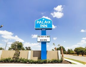 Hotel signage at Palace Inn Blue Laura Koppe Rd.