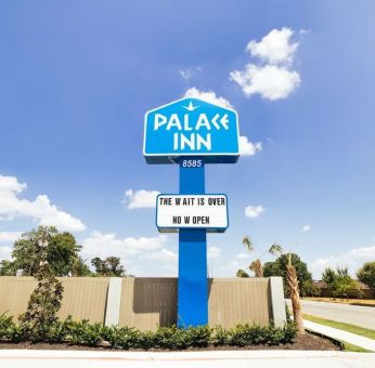 Hotel signage at Palace Inn Blue Laura Koppe Rd.