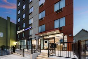 Hotel entrance at Days Inn By Wyndham Staten Island.