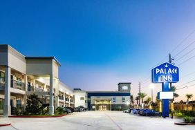 Palace Inn Blue IAH East