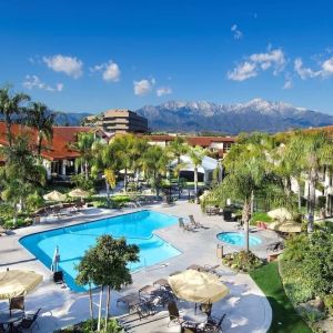 Outdoor pool at DoubleTree By Hilton Ontario Airport.