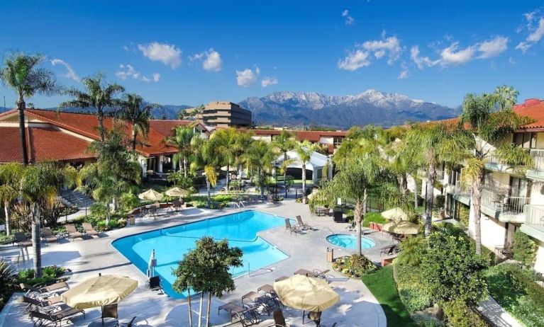 Outdoor pool at DoubleTree By Hilton Ontario Airport.