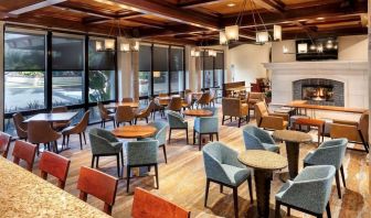 Bar and lounge area at DoubleTree By Hilton Ontario Airport.