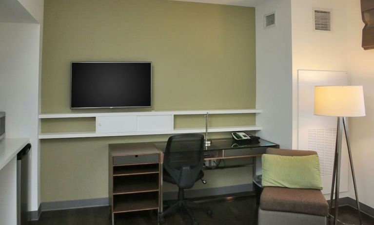 Day use room with work space at Element Miami Doral.