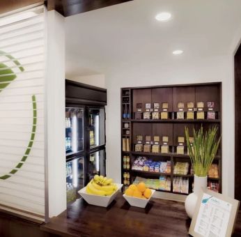 Snack bar and convenience store at Element Miami Doral.