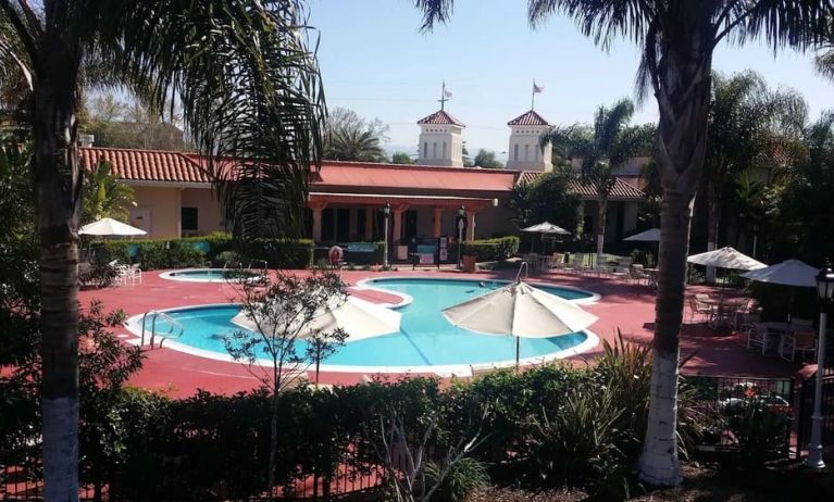 Pool area at Uptown Oasis San Jose Airport.