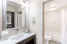 Guest bathroom with shower at Uptown Oasis San Jose Airport.