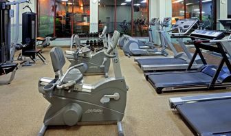 Fitness center at Laguardia Plaza Hotel.