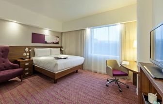 Spacious king room at Hampton By Hilton London Gatwick Airport.