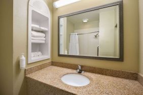 Guest bathroom with shower at Hotel Marguerite.