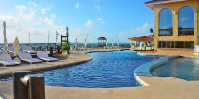 All Ritmo Cancún & Waterpark