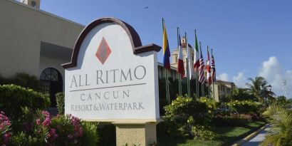 All Ritmo Cancún & Waterpark