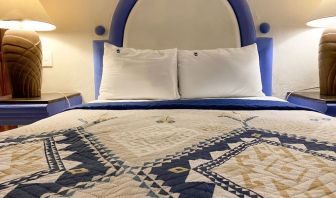 Romantic king room at Puerto De Luna Pet Friendly & Family Suites.