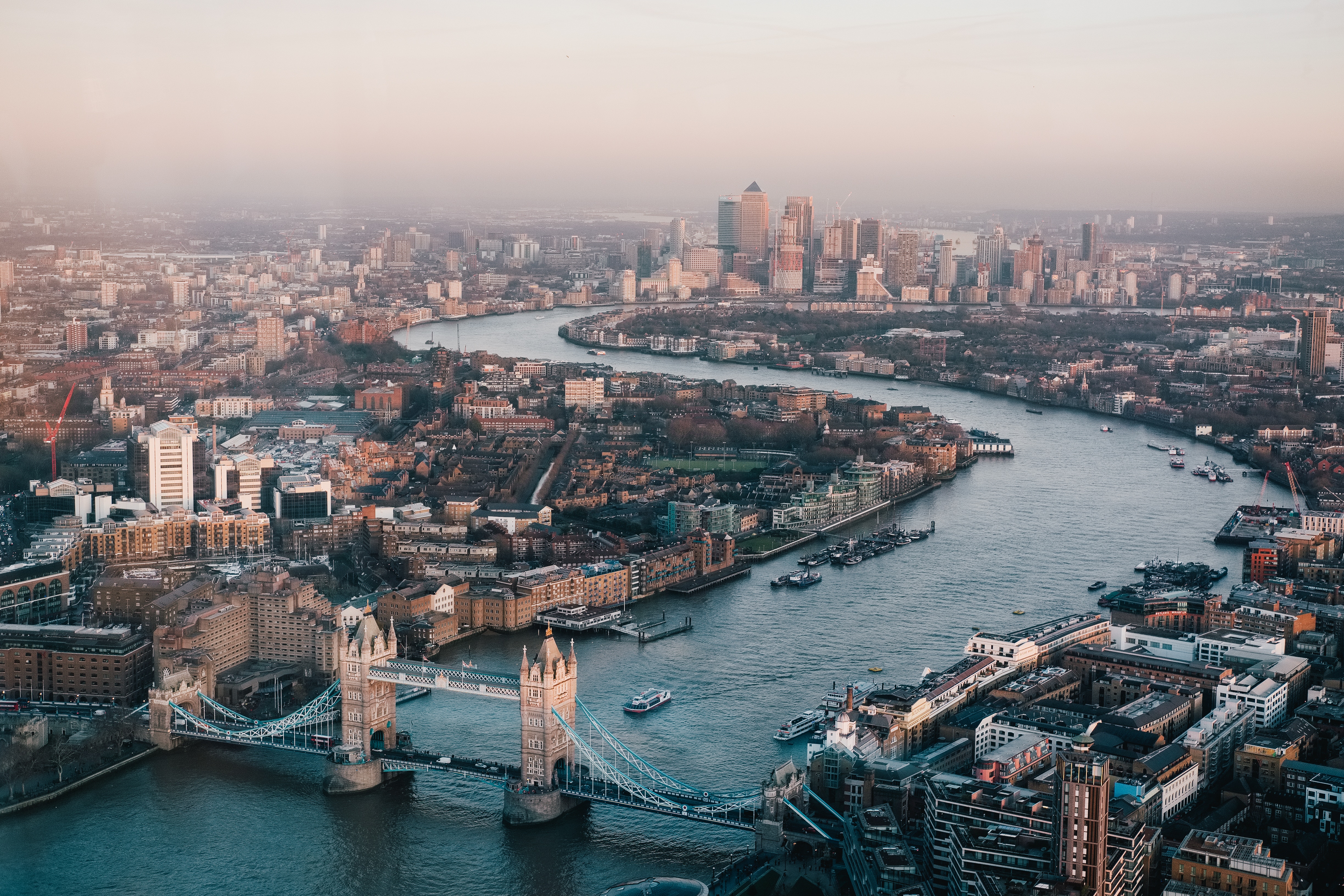 New London Day Rooms Added! - benjamin davies 484913 unsplash